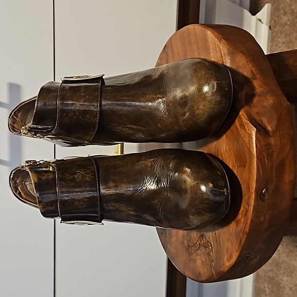 Vince Camuto booties sz 9.5 - Picture 2 of 6